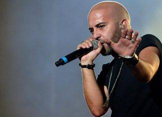 Giuliano Sangiorgi canta il suo inno alla vita