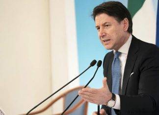 Coronavirus: “Blocco totale da prorogare, è inevitabile”