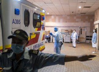 Coronavirus, continuano le bufale: “Bisogna avere un solo paio di scarpe per uscire?” ecco la smentita degli esperti