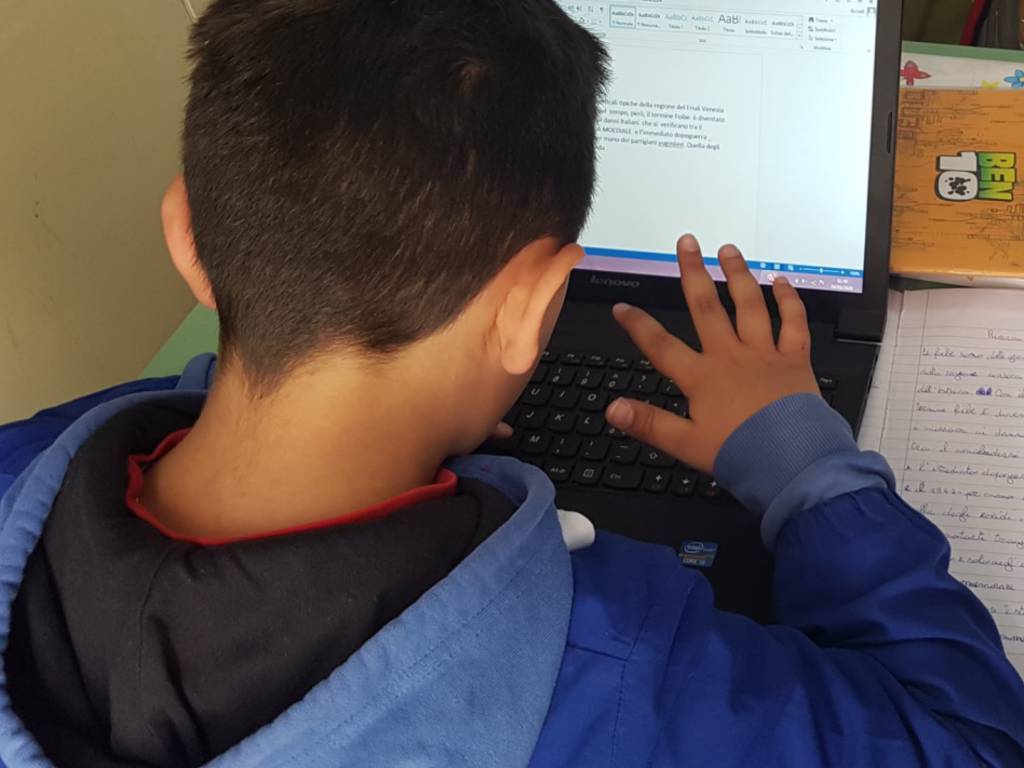 coronaviru scuole chiuse