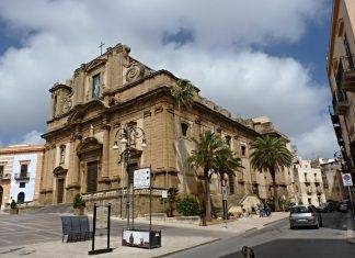 Sciacca, è affetto da coronavirus ma va al supermercato