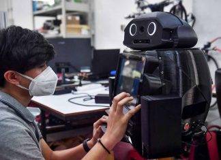 Ninja: il robot che aiuta i medici tailandesi a sconfiggere il Covid19