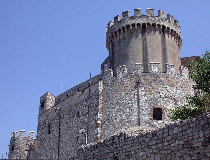 coronavirus Lazio,, fonte it.wikipedia.org