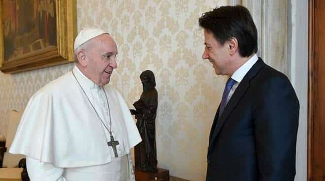 papa-francesco-premier-giuseppe-conte-121469.660x368 Fonte: Il Faro Online