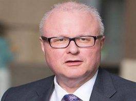 Coronavirus, muore suicida Thomas Schäfer, ministro delle Finanze dell’Assia Thomas Schäfer
