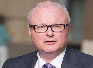 Coronavirus, muore suicida Thomas Schäfer, ministro delle Finanze dell’Assia Thomas Schäfer