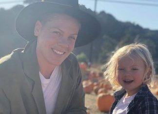 Pink e il figlio di 3 anni positivi al Covid-19, l’appello al governo Pink