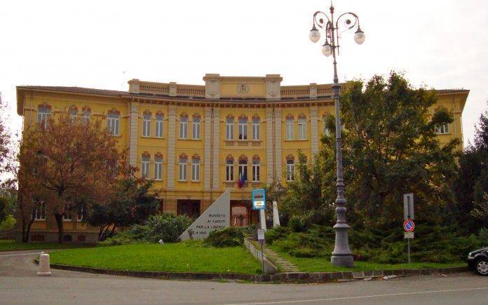 scuole, fonte it.wikipedia.org