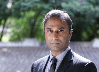 Shiva Ayyadurai su vaccini e Sars-CoV-2: fake news e propaganda Shiva Ayyadurai tra vaccini, coronavirus, fake news e propaganda. Un'analisi socio-antropologica