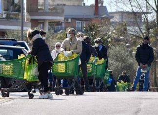 Zona Rossa del 31 dicembre: negozi e supermercati aperti oggi