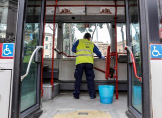 Fase 2, Coronavirus: trasporti e controlli sui mezzi fase 2 trasporti atac