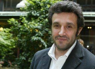 Flavio Insinna: “Tornerò presto con L’Eredità” Flavio Insinna - immagine web