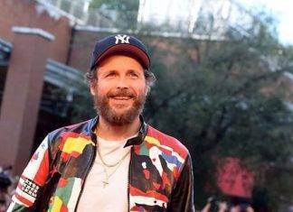 Jovanotti: “Non voglio cambiare pianeta”