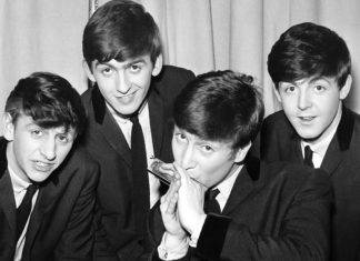 Beatles, il manoscritto di ‘Hey Jude’ venduto all’asta per 910 mila dollari
