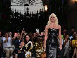 Versace, tutti i look indossati dalle celebrities