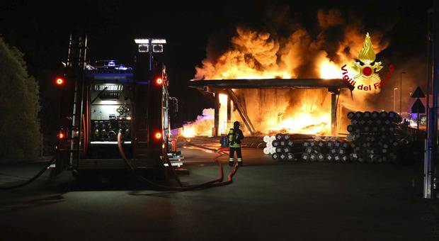 5258665_incendio-valbrenta-Geo_Tex_2000-1