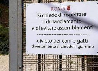 Ironia social sul cartello nel parco di Roma: “No assemblamenti”