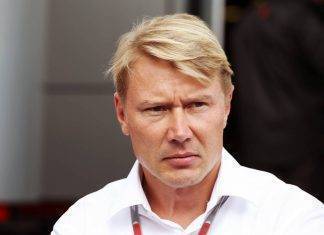 Häkkinen avverte Sainz: “In Ferrari sarà tutto diverso” Häkkinen avverte Sainz