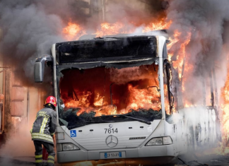 Roma: brucia un autobus dell’Atac dalle 6 di stamane autobus dell'Atac, fonte autobusweb.com