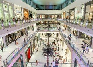Copenaghen, spari in un centro commerciale Coronavirus, riapertura centri commerciali