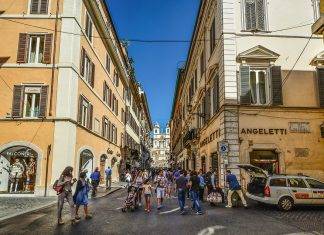 I negozianti durante la fase 2, non mancano le difficoltà per ripartire