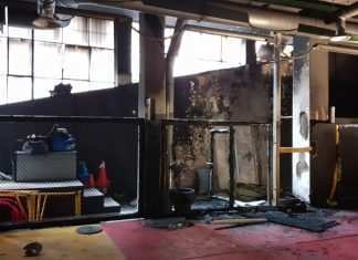 Palestra incendiata a Centocelle: la visita della sindaca Raggi palestra incendiata
