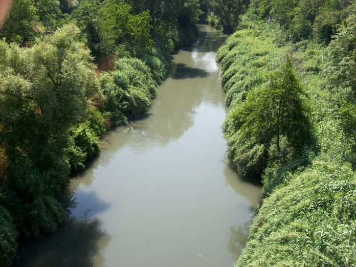 2012-06-27_Roma_fiume_Aniene_a_via_delle_Valli