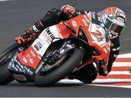 Randy Krummenacher prova la Ducati Barni Randy Krummenacher