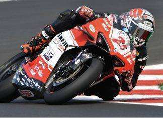 Randy Krummenacher prova la Ducati Barni Randy Krummenacher