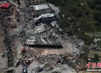 Esplode autocisterna di gas liquido in Cina, edifici crollati e 19 morti