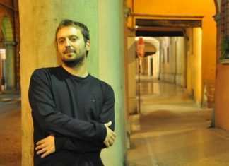 Cesare Cremonini confessione choc: “Ho cambiato nome alla colf moldava perché la pago”