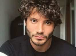 Stefano De Martino da zia Mara lancia velati messaggi di rinconciliazione