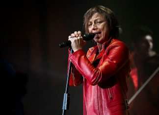 Gianna Nannini interpreta” La donna cannone” Gianna Nannini - immagine radio 105