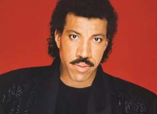Lionel Richie, un carisma da milioni di copie lionel richie-2duerighe.com