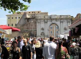 Mercato di Porta Portese: rischio chiusura e operatori senza fondi mercato di Porta Portese