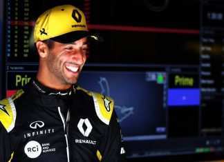 Qual è lo stipendio dei piloti di F1? autografi piloti f1