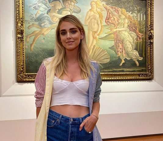 Bufera social ed indignazione dopo la visita di Chiara Ferragni agli Uffizi