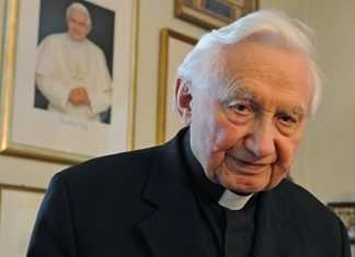 Morto Georg Ratzinger, sacerdote e fratello di Benedetto XVI
