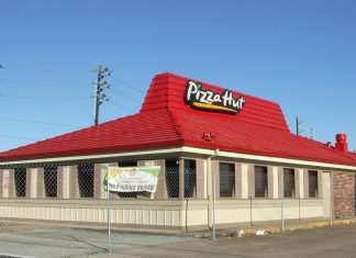 USA, dichiara il fallimento il più grande franchisor di ristoranti Pizza Hut