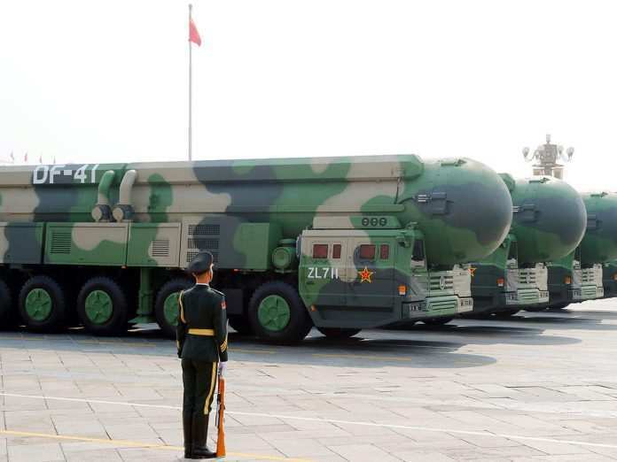 Cina sfida USA - Photo credit: www.economictimes.indiatimes.com