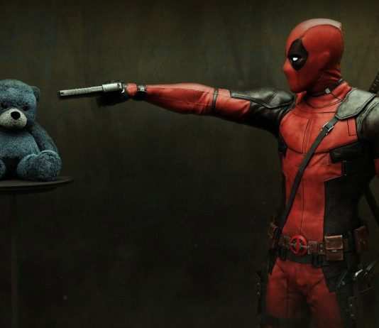 Deadpool omaggia Indiana Jones Deadpool omaggia Indiana Jones - Photo Credits: wallpaperinfinity.net
