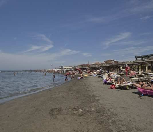 Roma, a Ostia arrivano i vigilanti armati e le telecamere di sicurezza