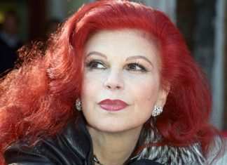 Oggi al piccolo teatro di Milano allestita la camera ardente per Milva Milva