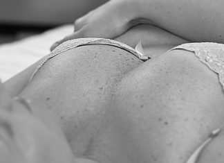 Stop al reggiseno: come il lockdown ha liberato le donne dalla schiavitù dell’abbigliamento