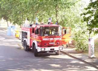 Roma, ennesimo incendio che colpisce un autobus Atac