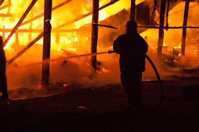 8676-Incendio