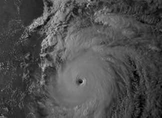 Usa, l’uragano Laura si sta avvicinando alla Louisiana