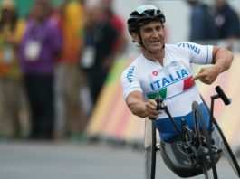 Alex Zanardi, le sue condizioni a due mesi dall’incidente: “Miglioramenti clinici significativi”