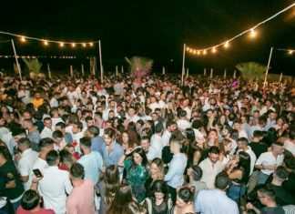 Coronavirus, in Puglia mascherine obbligatorie all’aperto e in discoteca