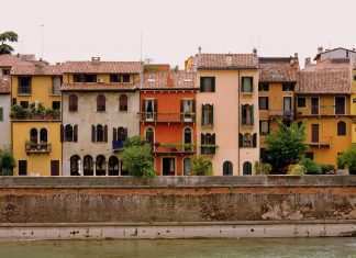 Le strade diventano fiumi: Verona allagata dopo violento nubifragio